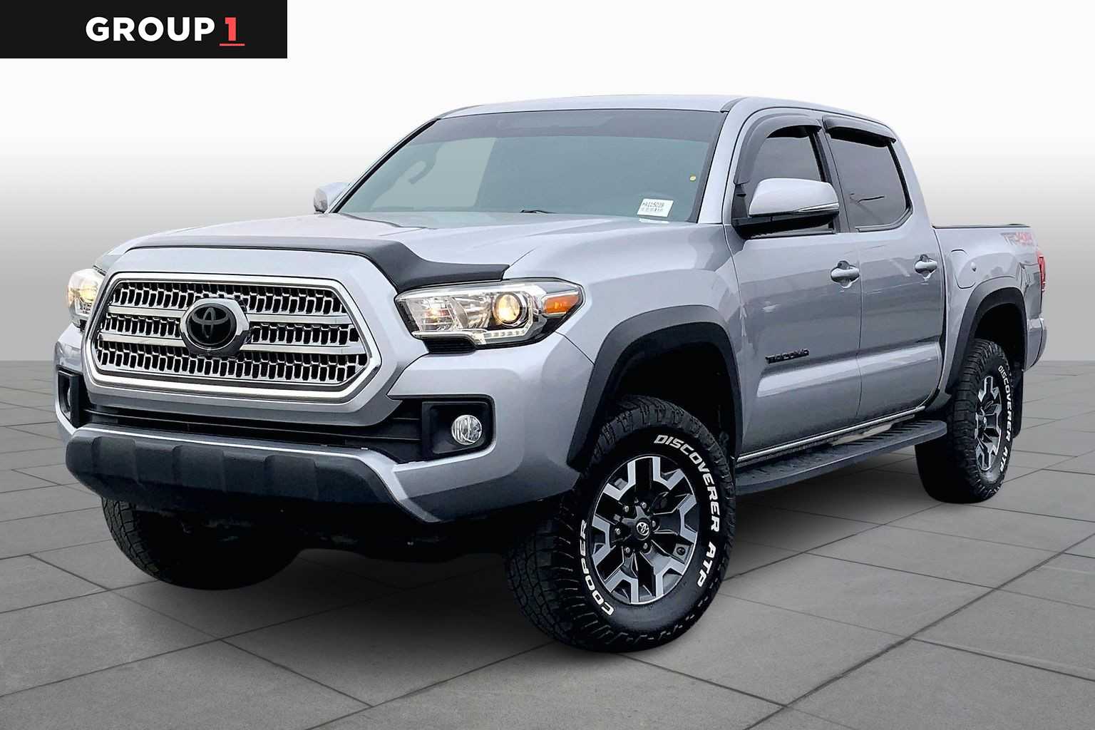 2017 Toyota Tacoma TRD Off Road's photo