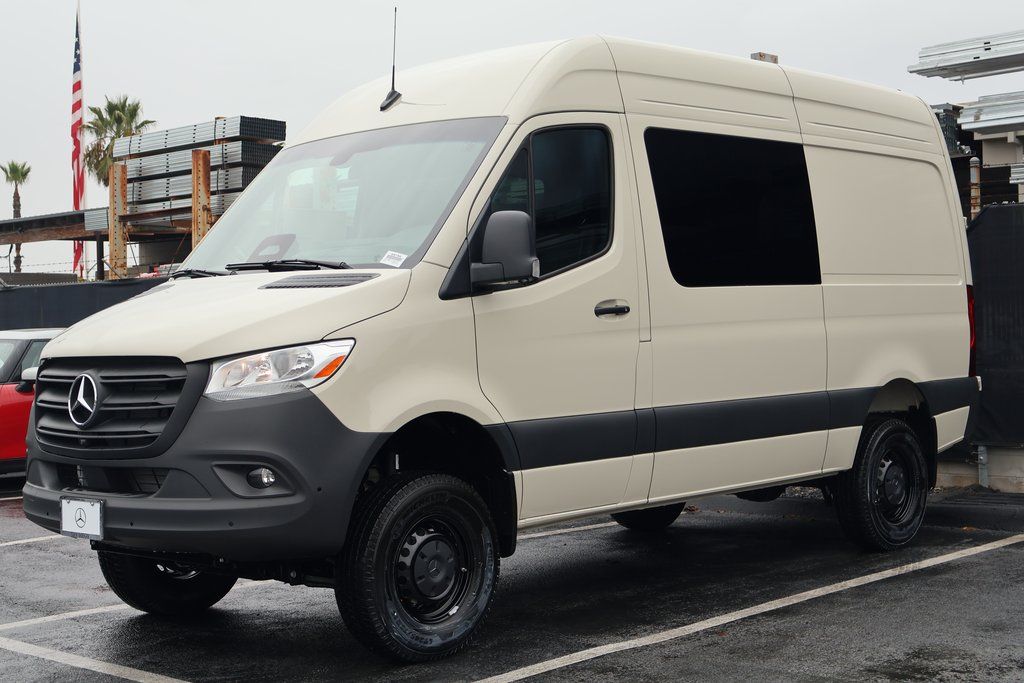 2026 Mercedes-Benz Sprinter Cargo Van Base's photo