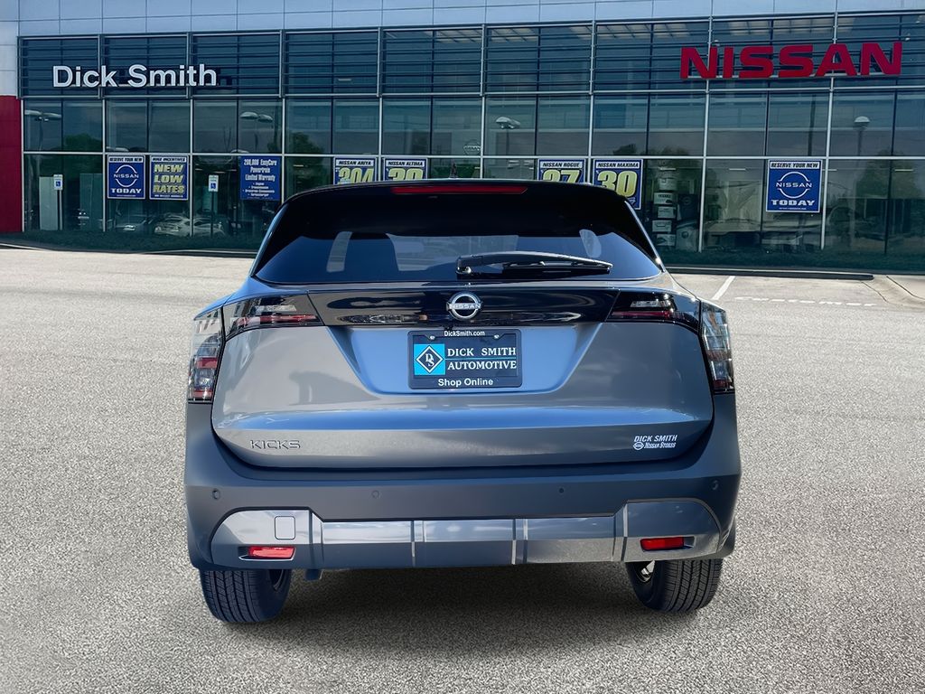 2026 Nissan Kicks SV photo 4