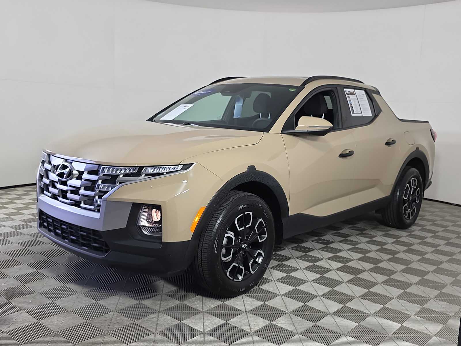 2023 Hyundai Santa Cruz SEL photo 3