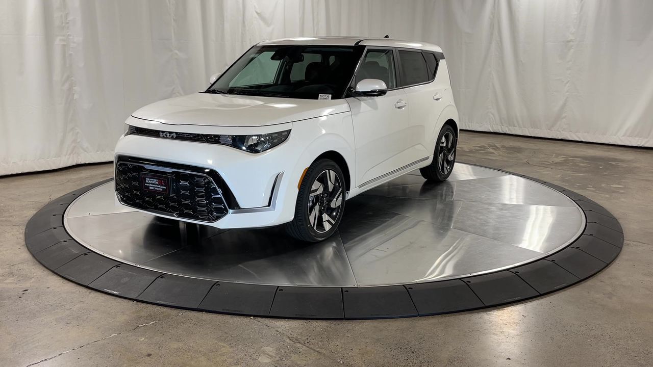 2023 Kia Soul GT-Line photo 3
