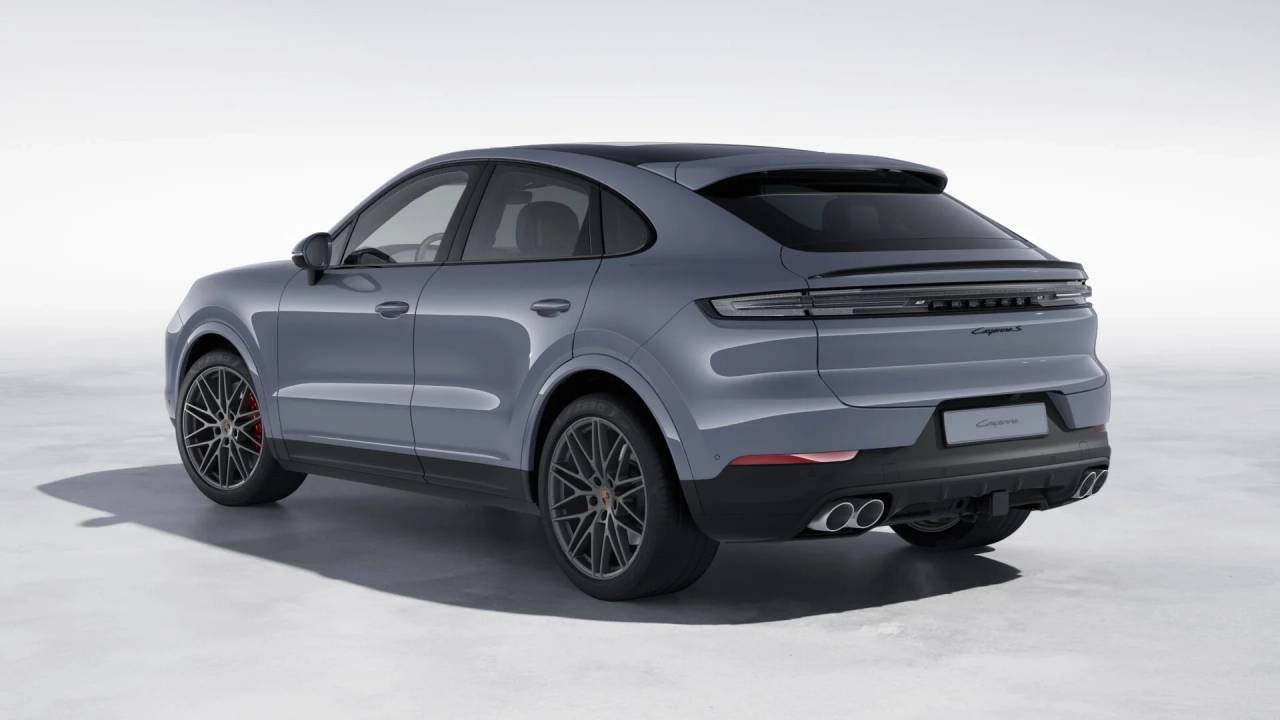 2026 Porsche Cayenne Coupe S photo 3