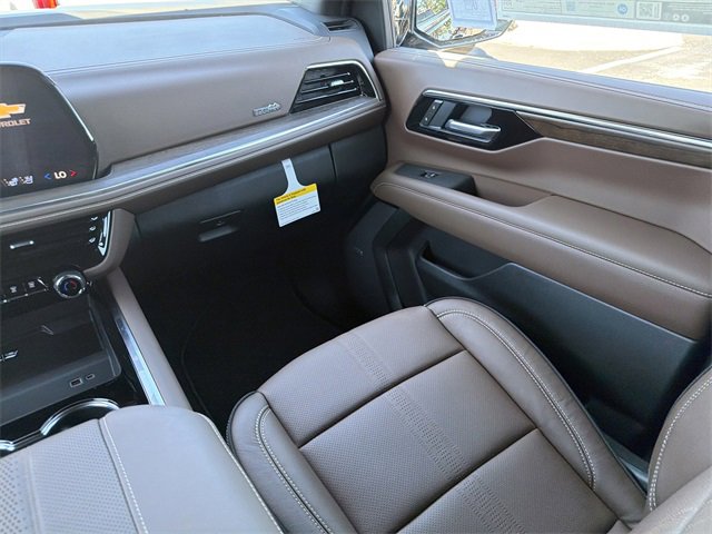 2026 Chevrolet Suburban High Country photo 15
