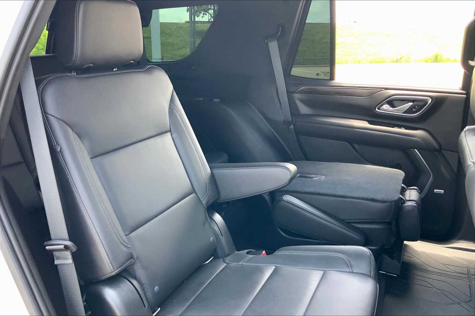 2021 Chevrolet Tahoe LT photo 17