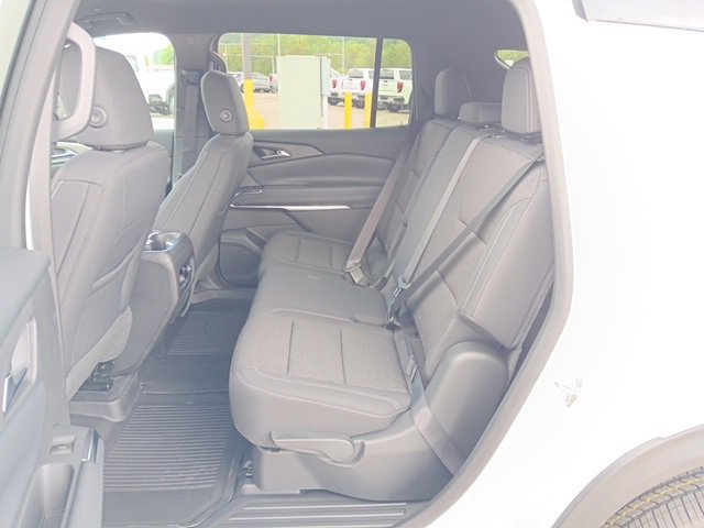 2026 Chevrolet Traverse photo 6