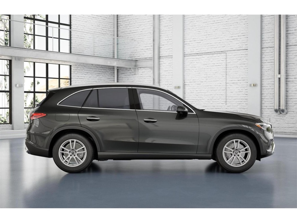 2026 Mercedes Benz GLC 300 4MATIC photo 2