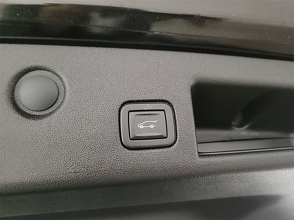 2022 CHEVROLET EQUINOX - Image 22