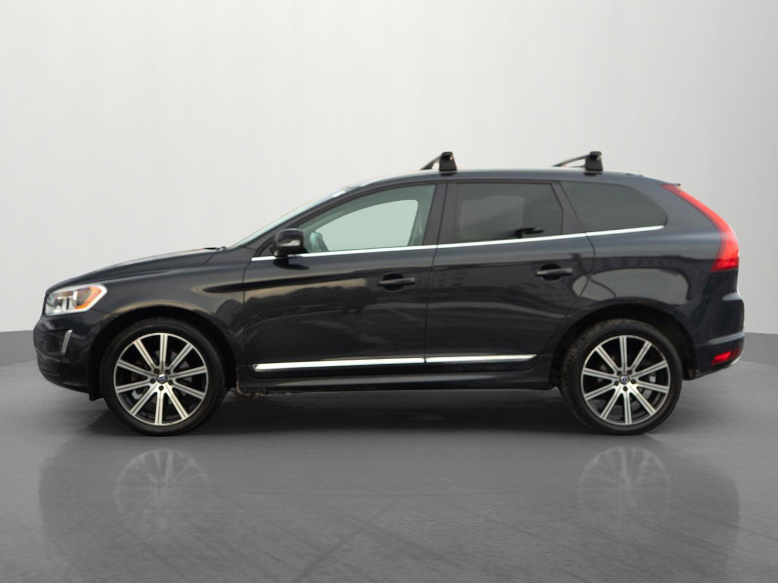 2015 Volvo XC60 T5 Premier photo 4