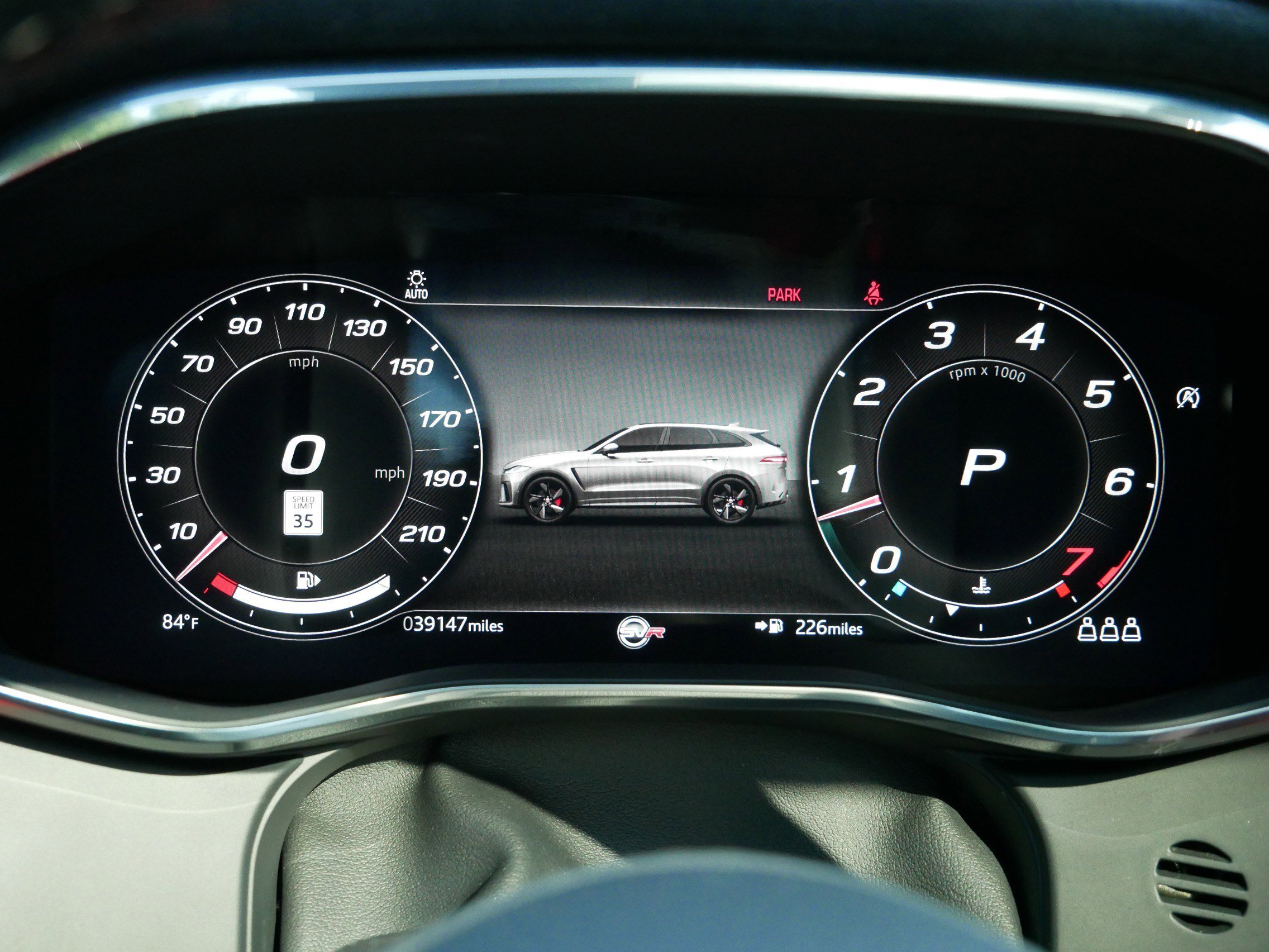 2023 Jaguar F-PACE SVR photo 28