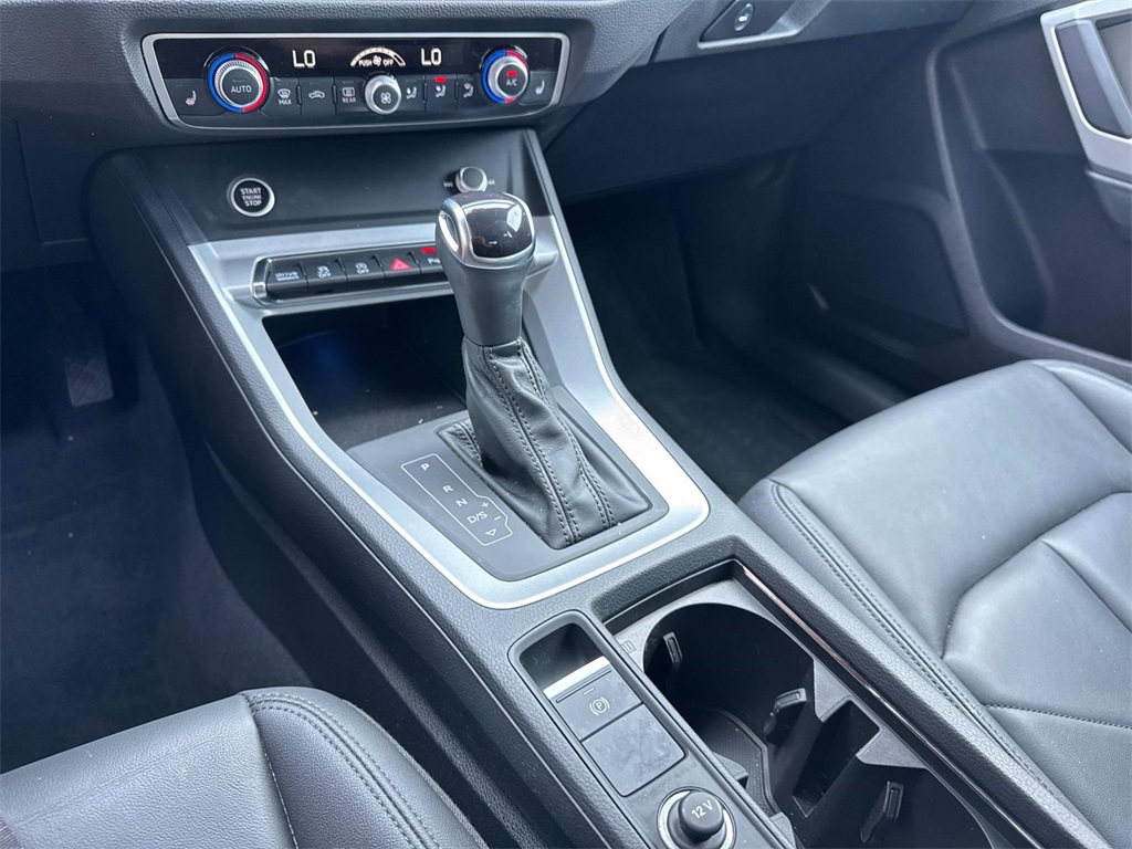 2022 Audi Q3 S line Premium Plus photo 24