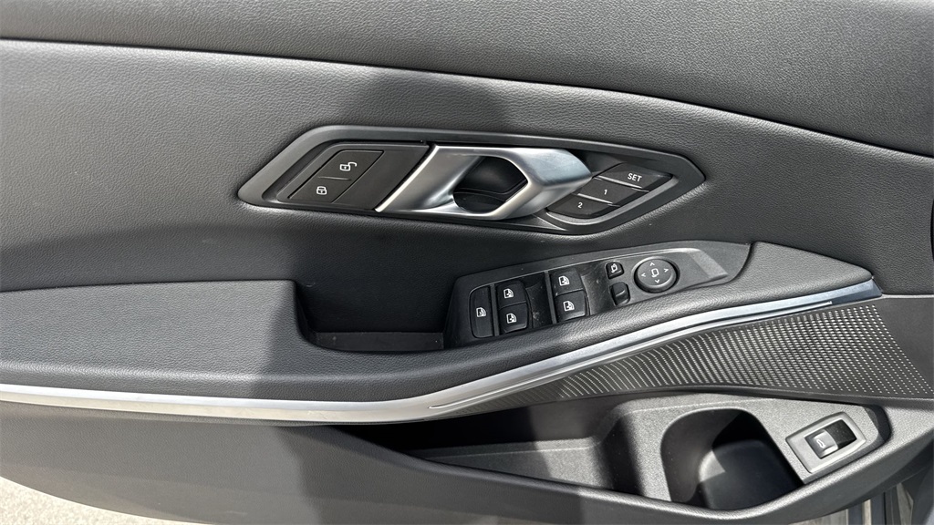 2024 Bmw 330i xDrive photo 36