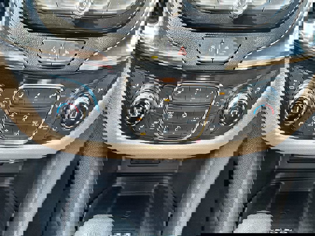 2024 Chevrolet Equinox Premier photo 20