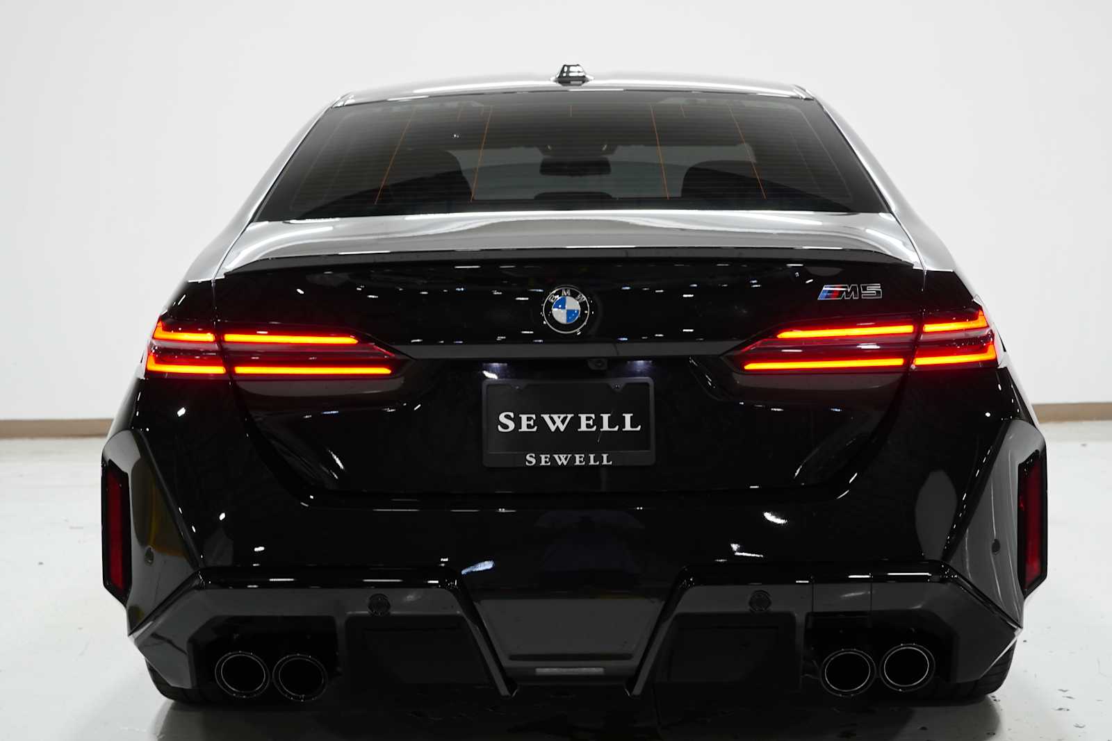 2026 Bmw M5 5 photo 4