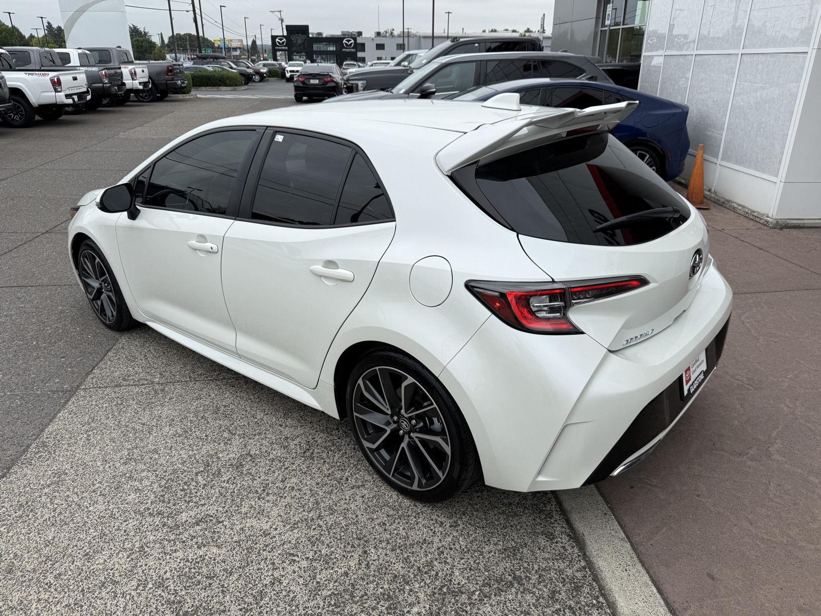 2019 Toyota Corolla XSE photo 3