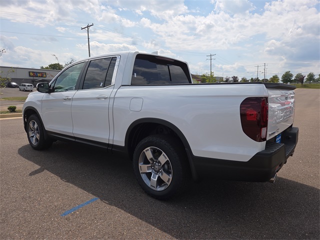 2025 Honda Ridgeline RTL photo 3