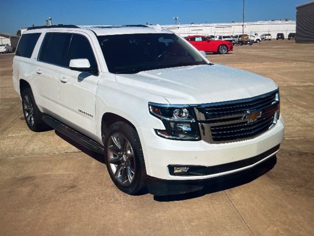 2020 Chevrolet Suburban LT photo 3