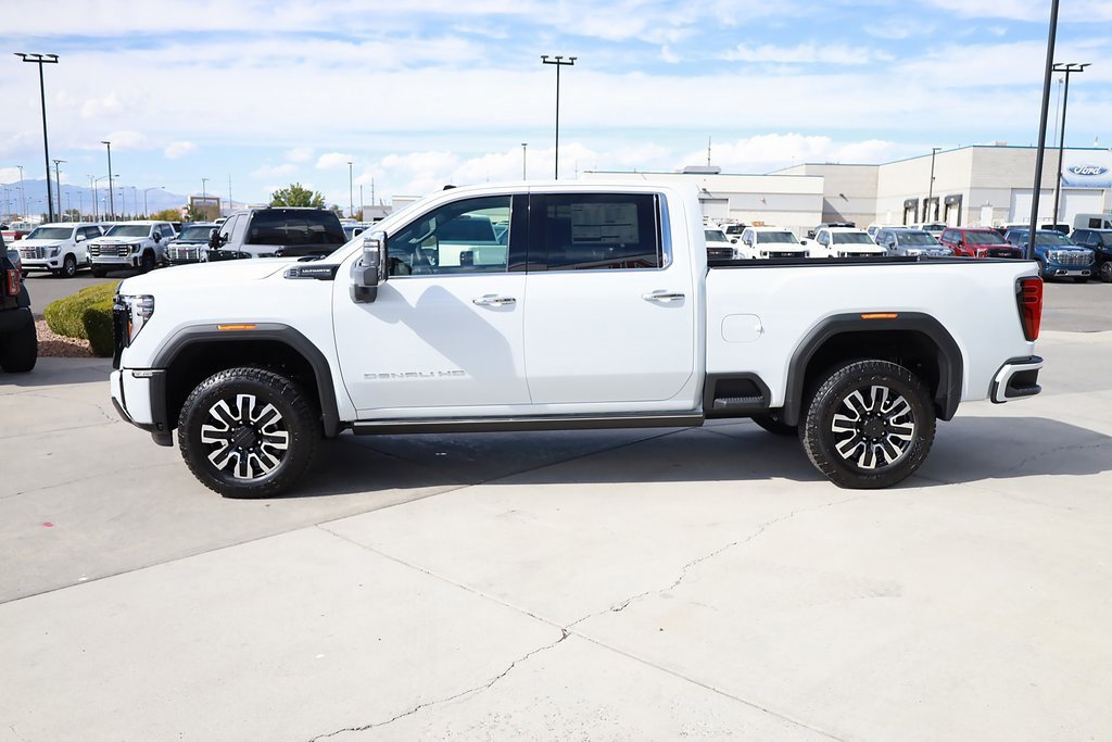 2026 Gmc Sierra 3500 HD Denali Ultimate photo 3