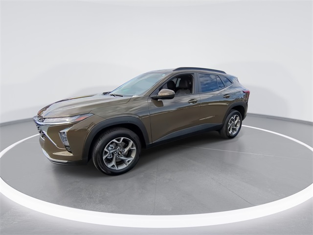 2024 Chevrolet Trax LT photo 4
