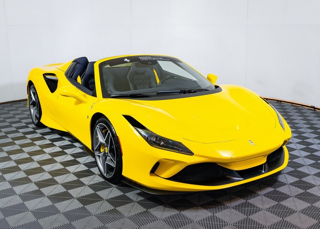 2022 Ferrari F8 Spider Base photo 11