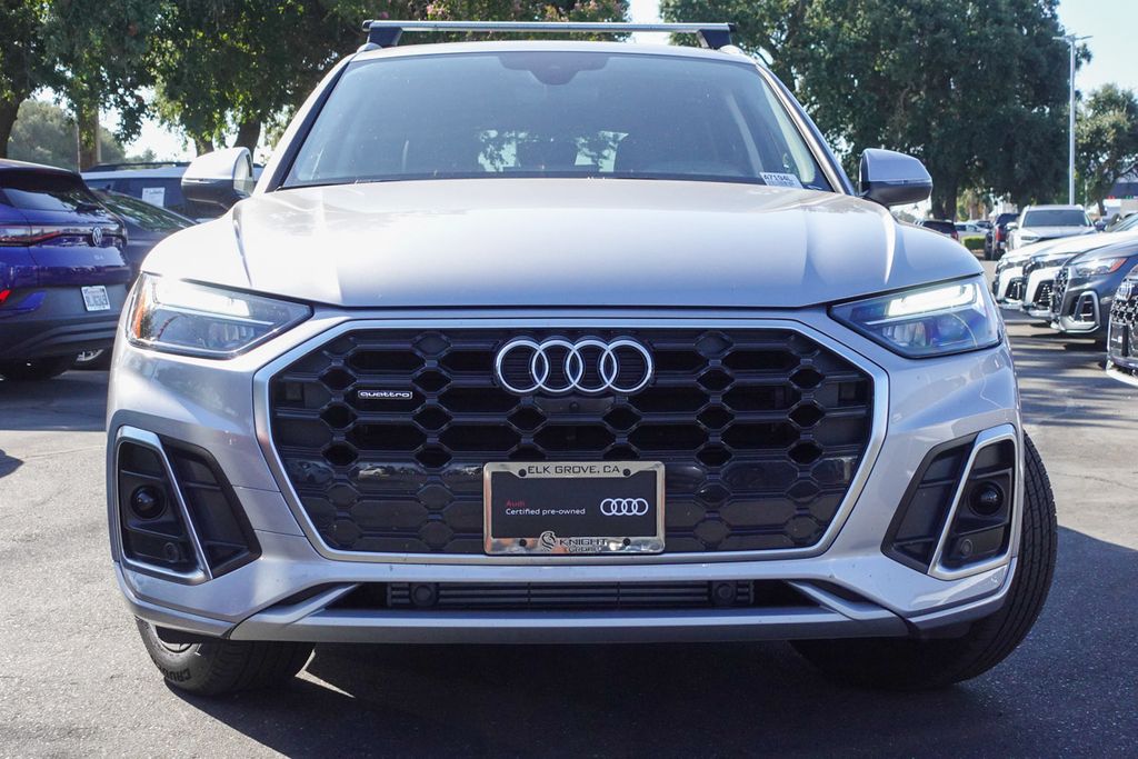 2025 Audi Q5 45 S line Premium Plus photo 3