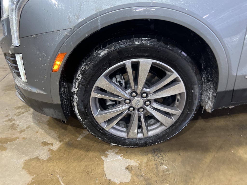 2025 CADILLAC XT5 - Image 2