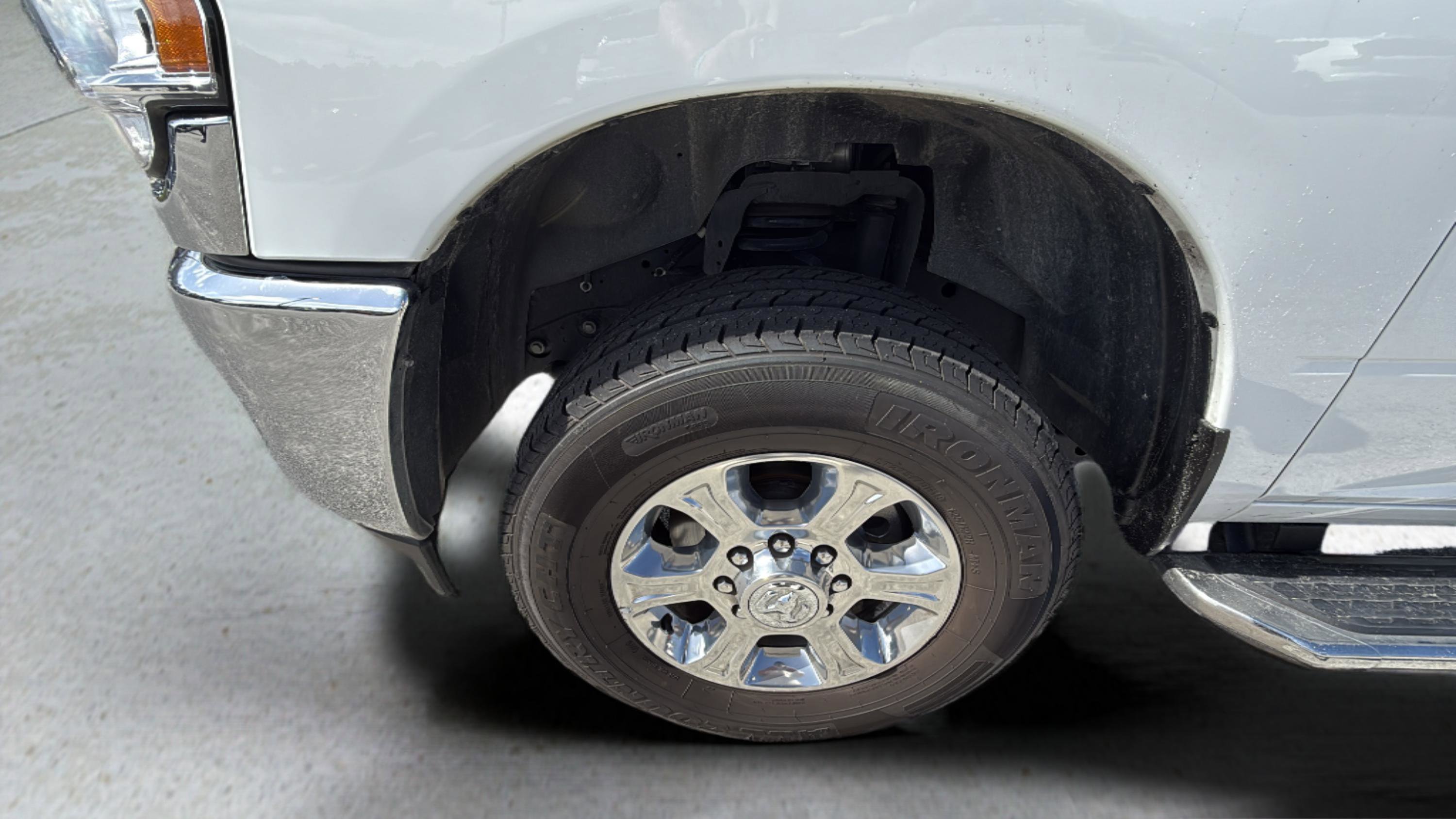 2024 Ram 2500 Big Horn photo 16
