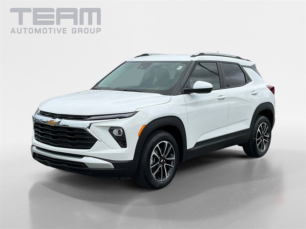 2026 Chevrolet Trailblazer LT photo 3