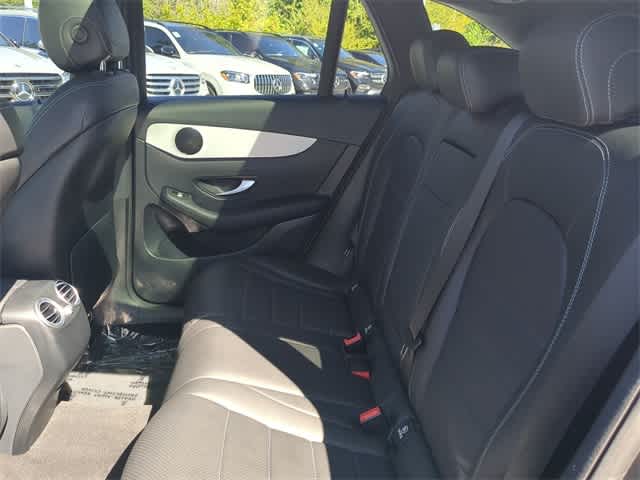 2021 Mercedes Benz GLC 300 photo 7
