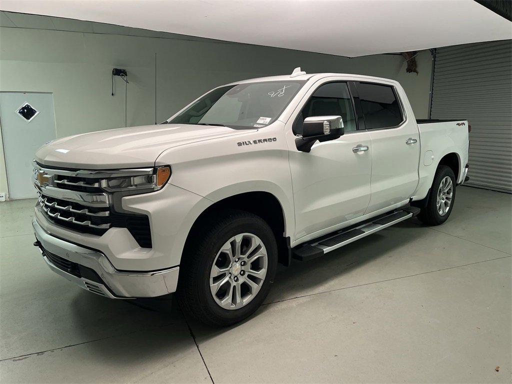 2026 Chevrolet Silverado 1500 photo 4