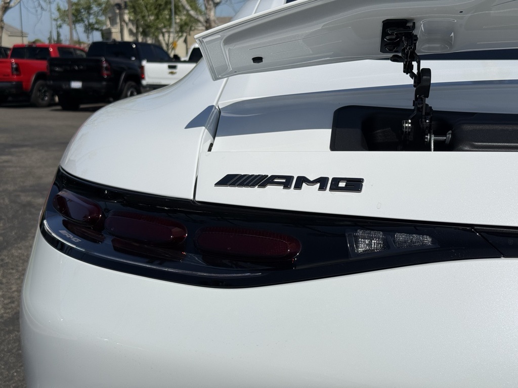 2025 Mercedes Benz AMG GT photo 2
