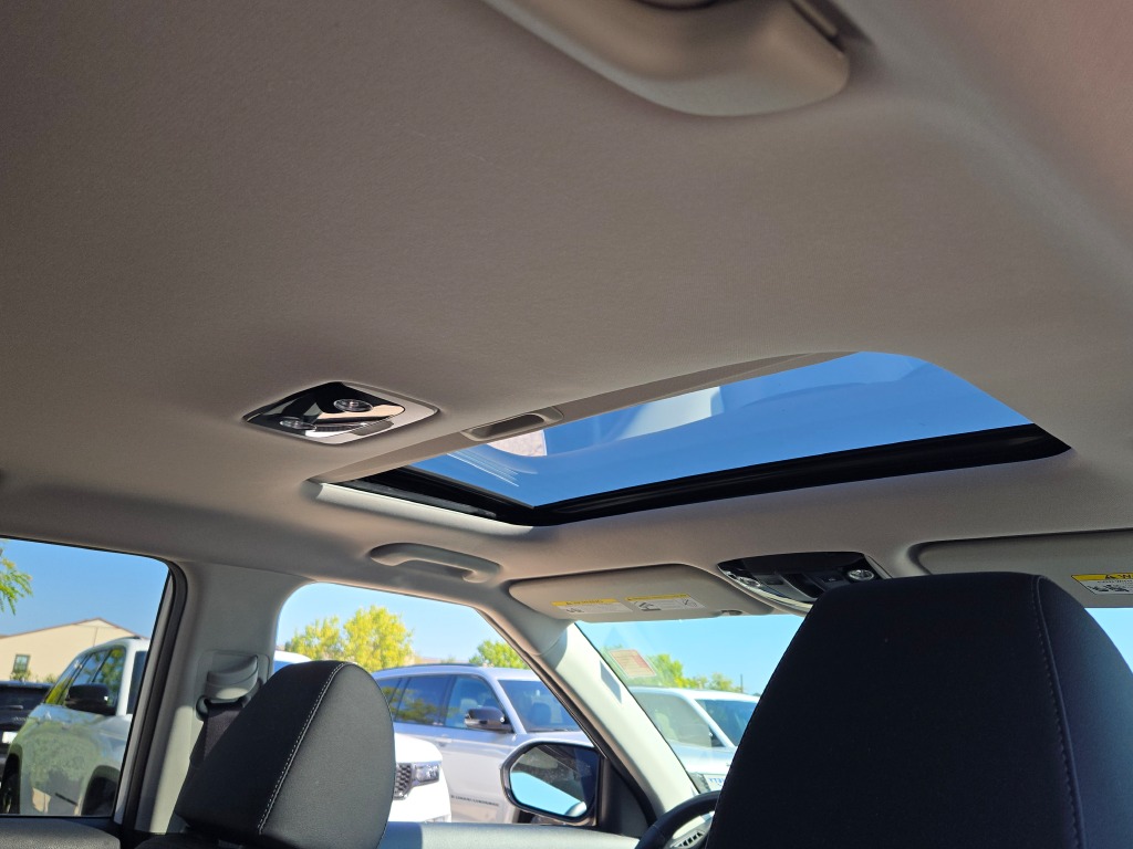2022 Kia Seltos EX photo 10