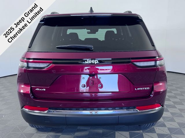 2025 Jeep Grand Cherokee Limited photo 5