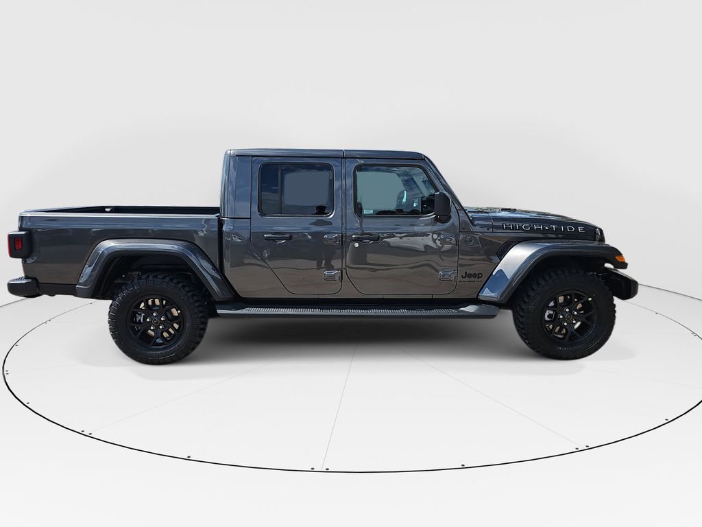 2025 Jeep Gladiator Willys photo 2