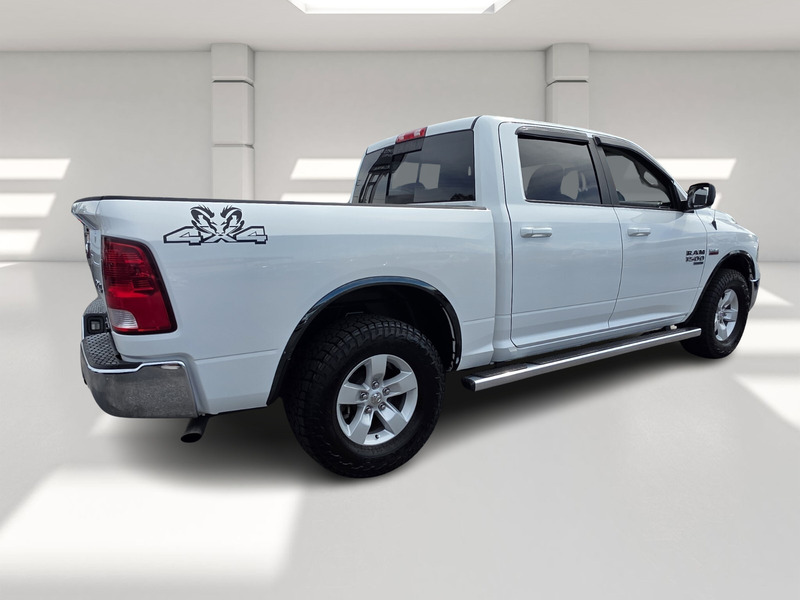 2019 Ram 1500 Classic SLT photo 5