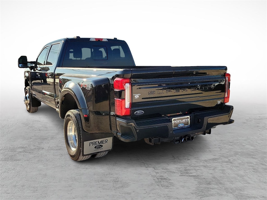 2025 Ford F-350 photo 8