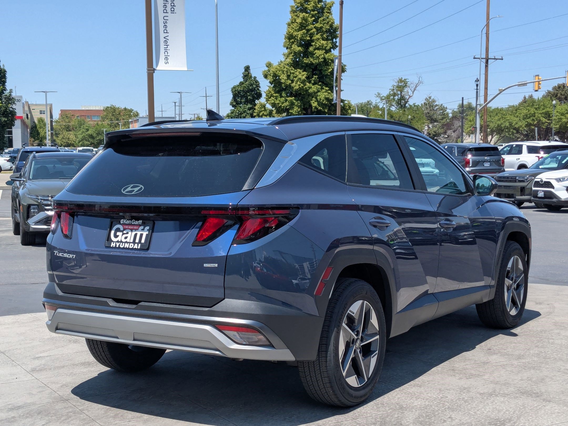 2025 Hyundai Tucson SEL photo 3
