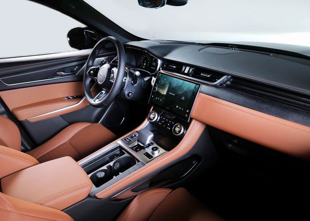 2026 Jaguar F-PACE P250 R-Dynamic S photo 8