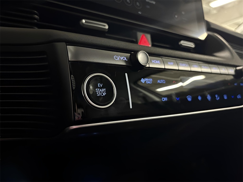 2025 Hyundai Ioniq 5 SEL photo 12