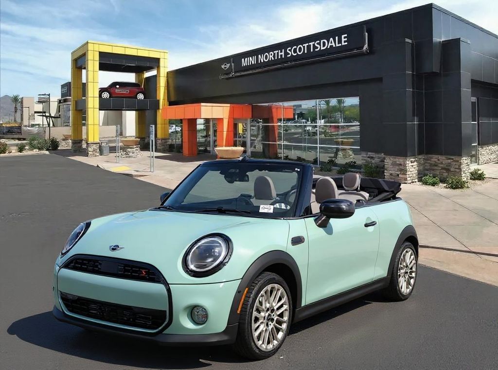2026 MINI Convertible S's photo