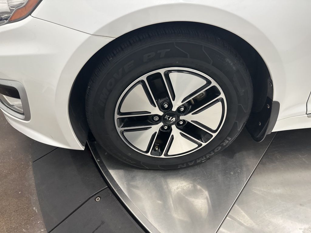 2013 Kia Optima Hybrid LX photo 25