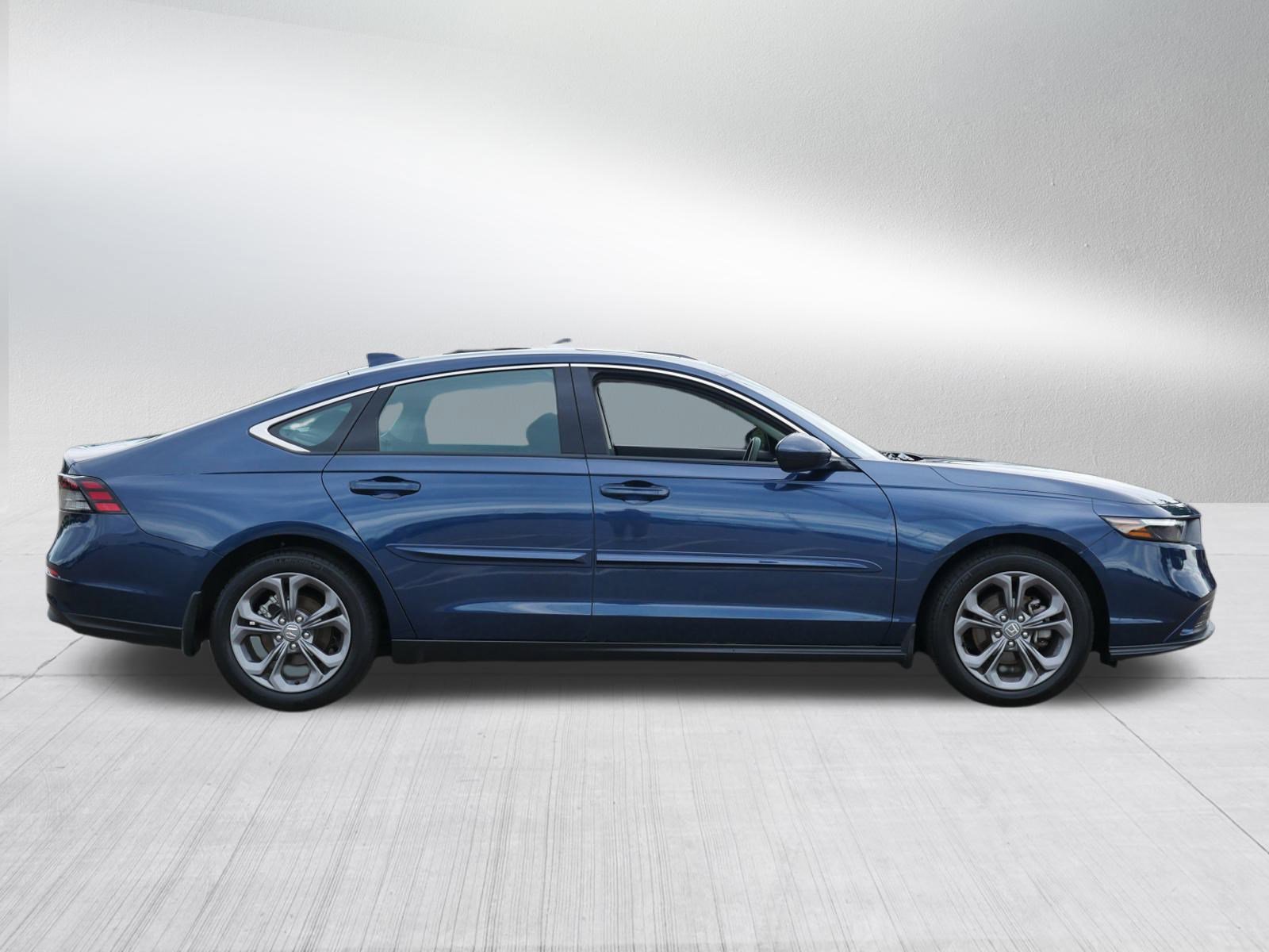 2024 Honda Accord EX photo 8