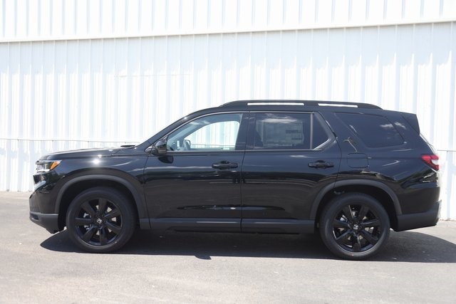 2025 Honda Pilot Black Edition photo 4