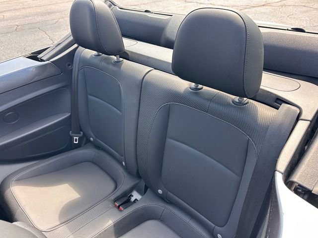 2016 Volkswagen Beetle 1.8T S photo 16