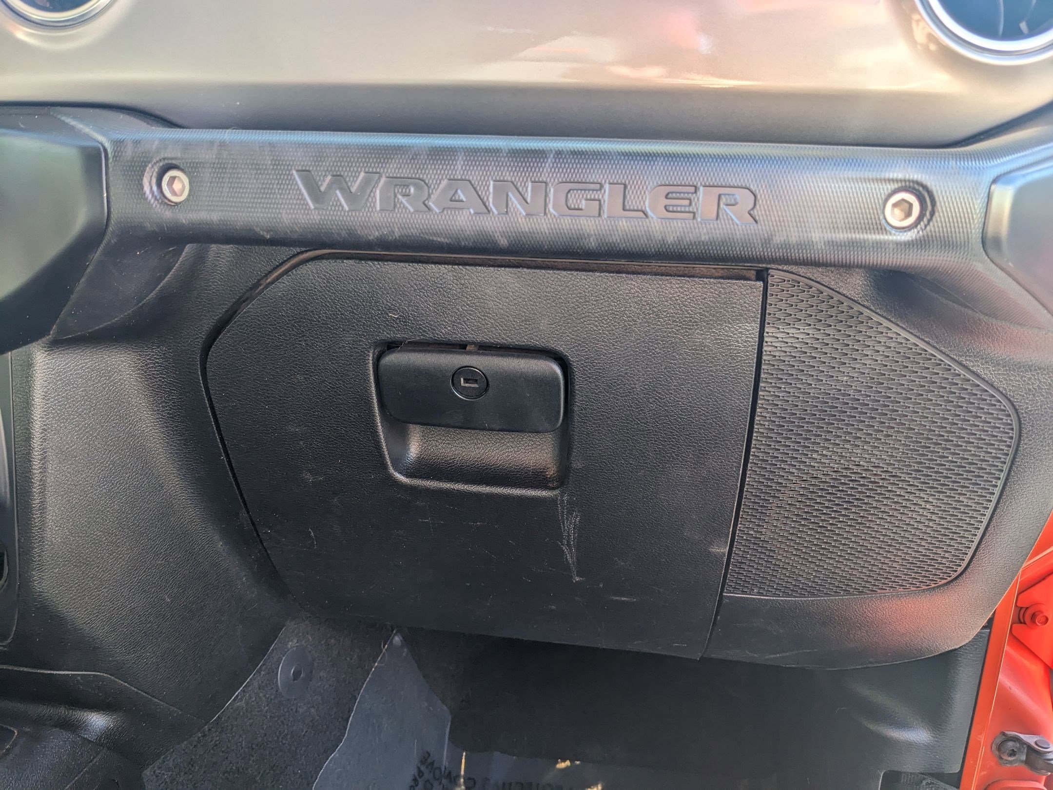 2019 Jeep Wrangler Unlimited Rubicon photo 17