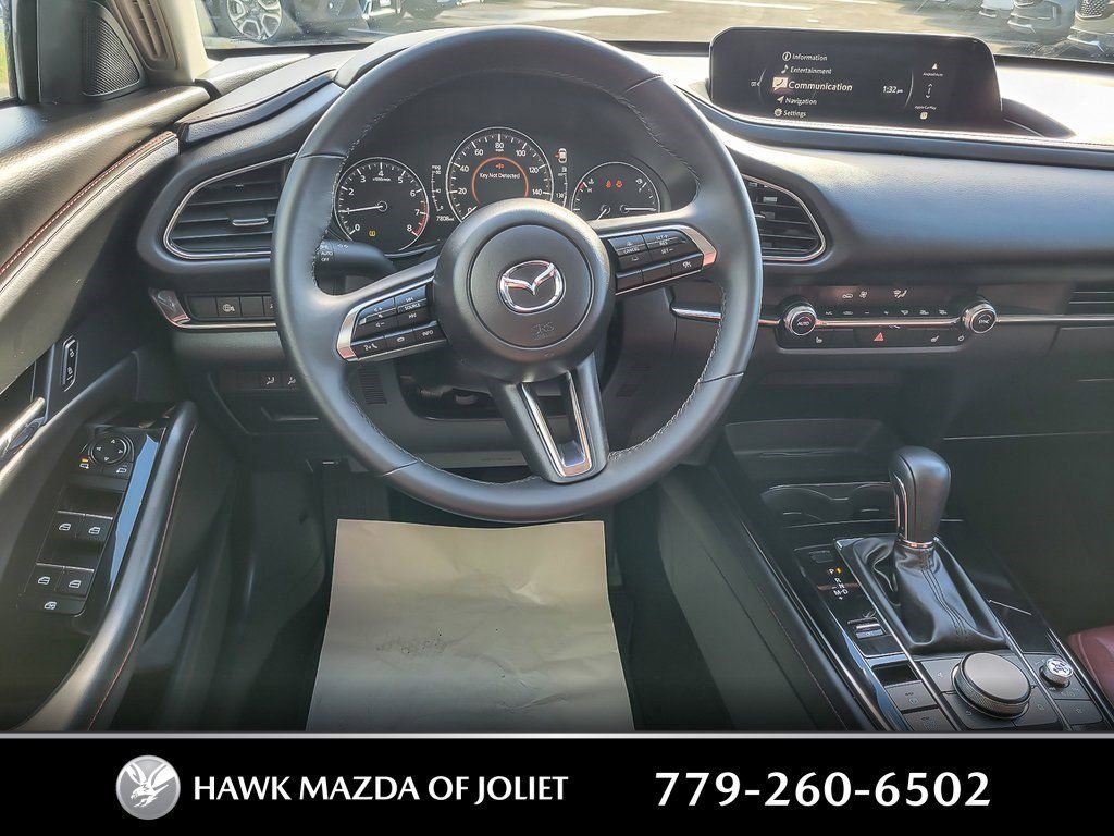 2025 MAZDA CX-30 - Image 11