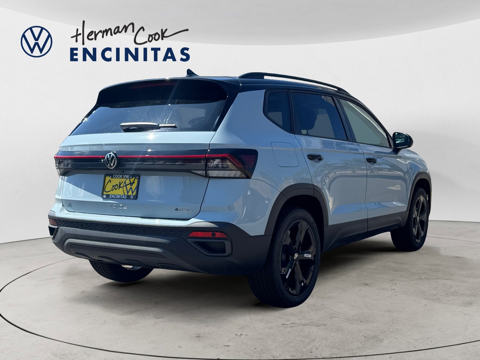 2025 Volkswagen Taos SE photo 4