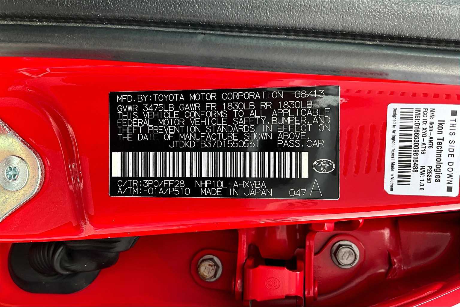 2013 Toyota Prius C Two photo 34
