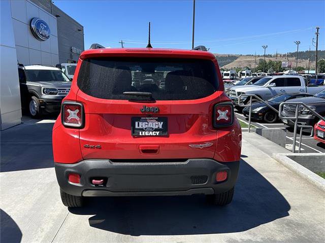 2018 Jeep Renegade Trailhawk photo 6