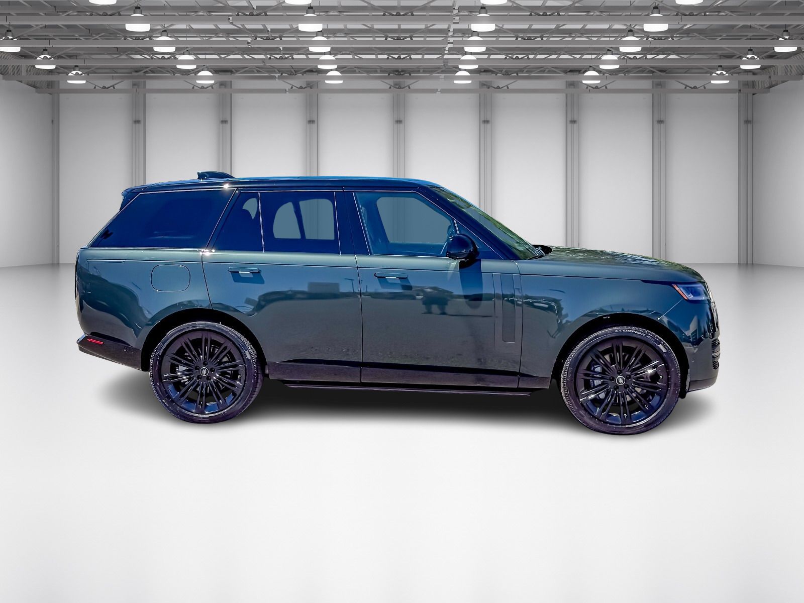 2025 Land Rover Range Rover SE photo 6