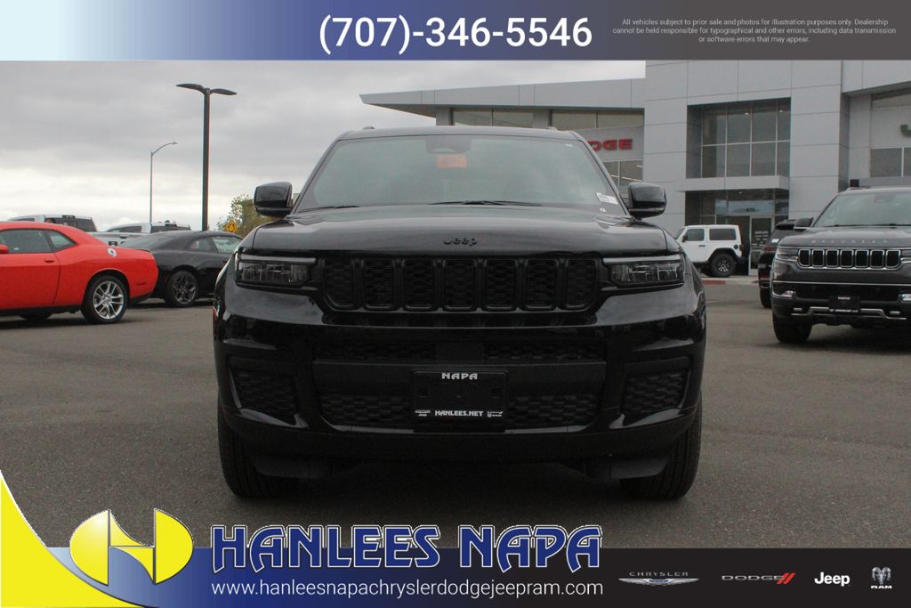 2025 Jeep Grand Cherokee Altitude X photo 4